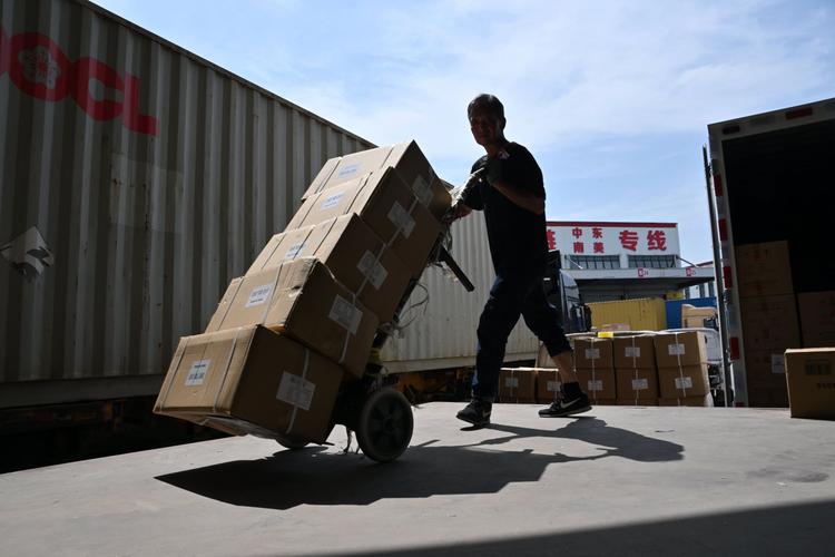 高貨運倉貨運倉庫