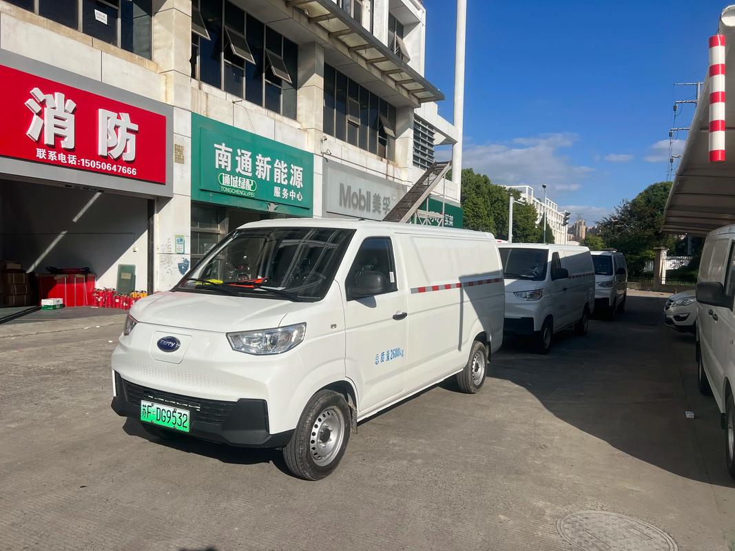 租電動(dòng)貨運(yùn)租電動(dòng)貨運(yùn)面包車